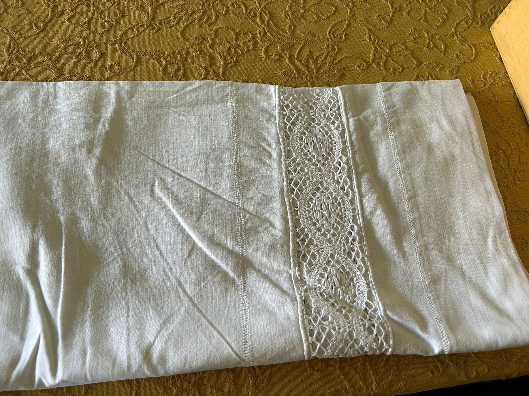 Bettwäsche: Lenzuolo bianco 224x266cm – Gebraucht aus Melano von H-Sara