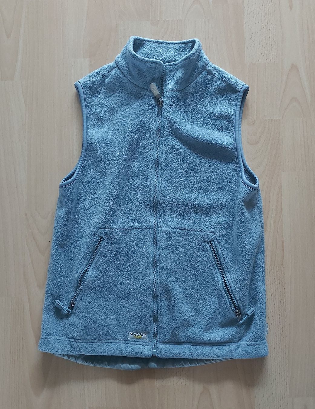 Gilets: Gilet Switcher – D'occasion à Frenkendorf par Eona87