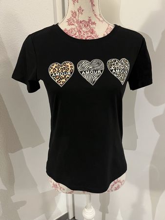 T-Shirt schwarz Herz