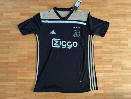 Ajax Amsterdam   Siyech    M ( L )