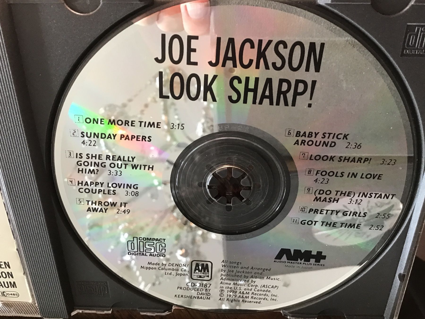 CD: Joe Jackson Look Sharp CD Album  💿 – Usato da Thierachern venduto da sweden08 2