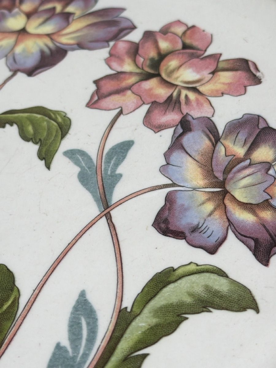 Piatti di portata: Jugendstil Servierplatte. Mit Blumenmotiv. – Usato da Biberist venduto da Momo33 2