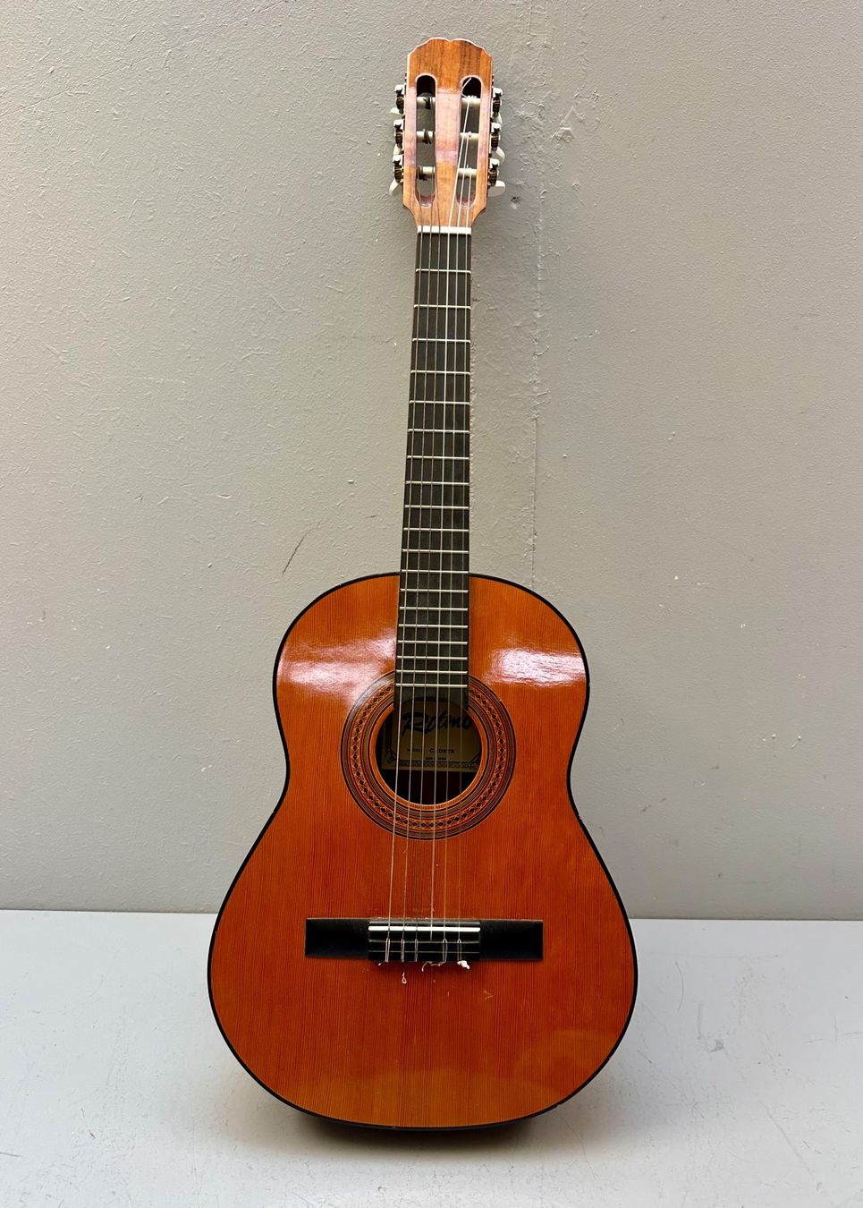 Strumenti musicali: GITARRE #3 AB 1.-!!! – Usato da Zürich venduto da NIKI777 1
