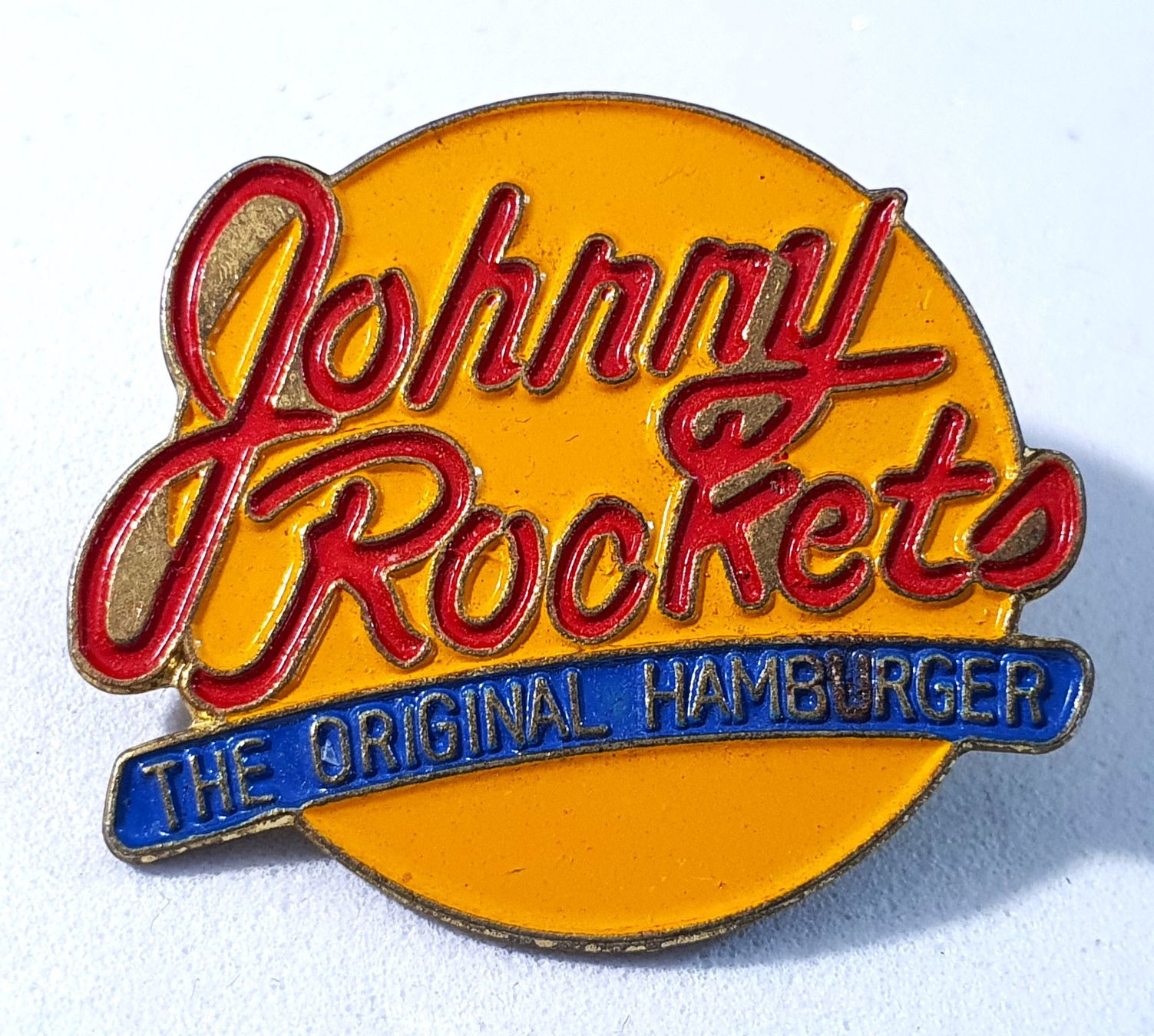Plaketten & Abzeichen: Z570 - Pin Johnny Rocket's  Die Original Hamburger – Gebraucht aus Reinach BL von Boston-Verkauf