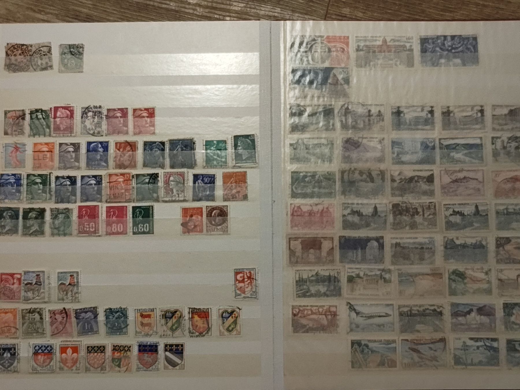 Tutti i francobolli: Collection de timbres du monde – Usato da Tramelan venduto da fuego1016 4