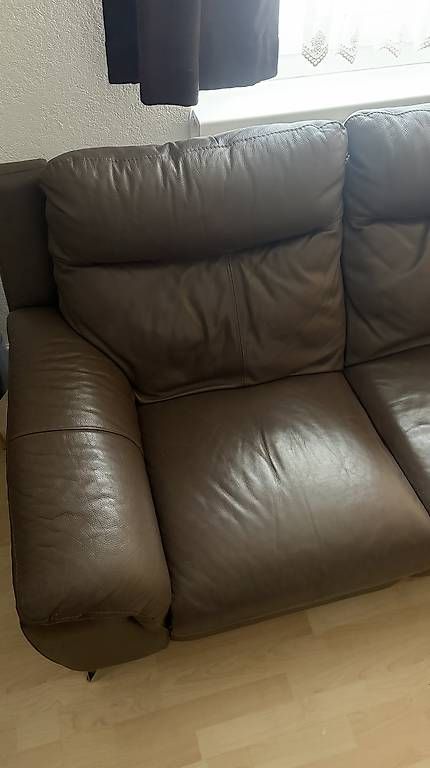 Divani: Sofa Braun Leder – Usato da Neuhausen am Rheinfall venduto da ucar_ 3