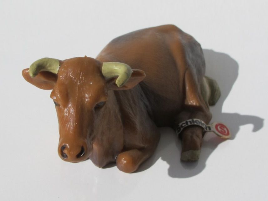 Schleich Statuette: Schleich 13201 Kuh liegend – Usato da Vilters venduto da hedi00 5