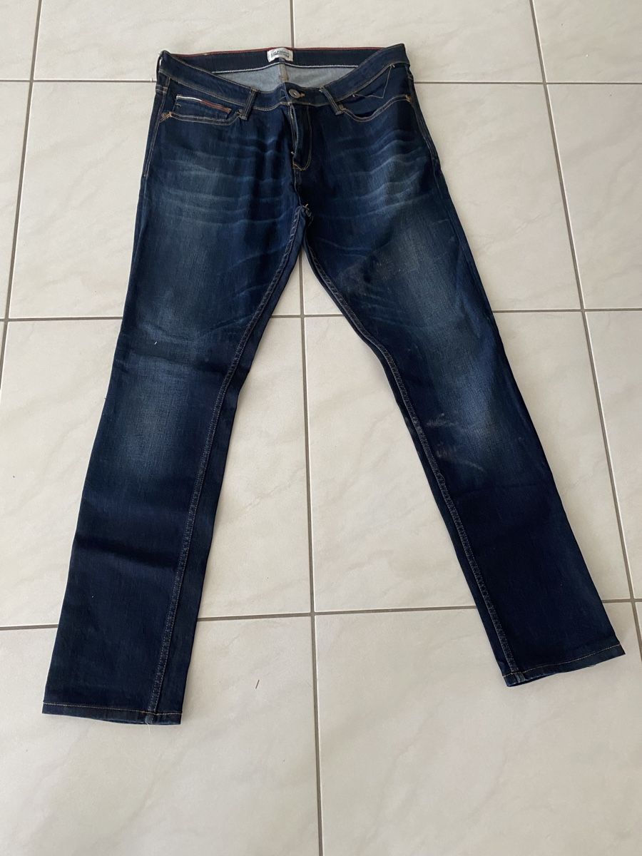 Jeans: Tommy Hilfiger Jeanshose gr. 34/34 – Nuovo (secondo la descrizione) da Wald ZH venduto da Slaste