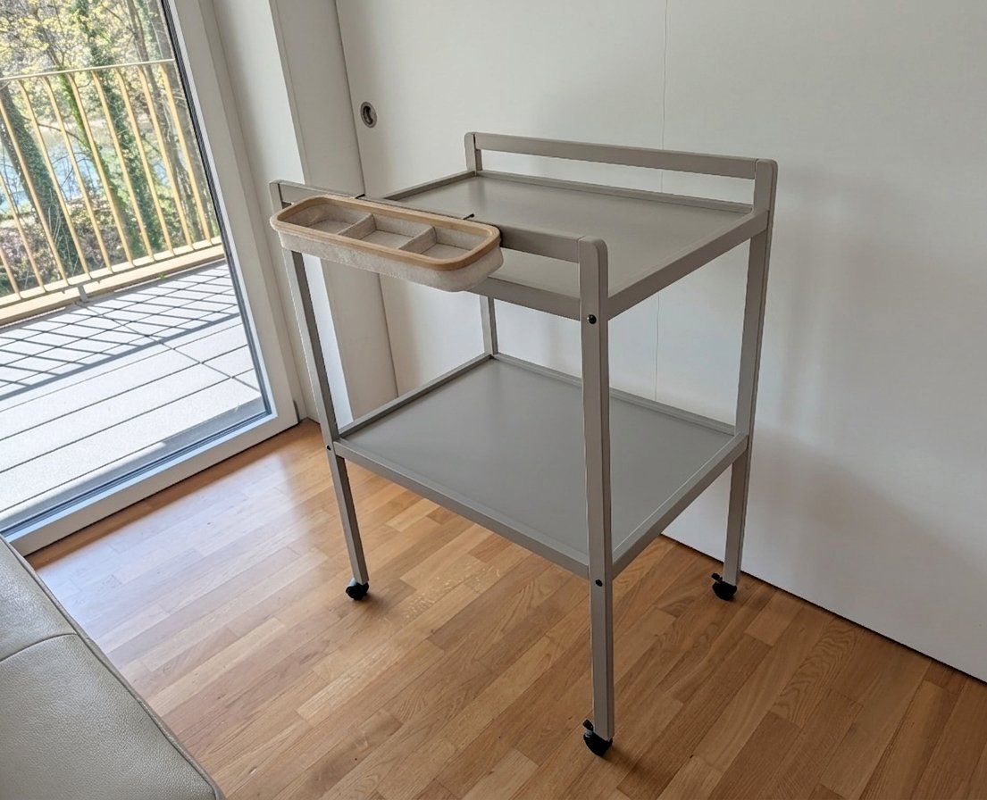 Quax Wickeltisch & Zubehör: QUAX Mori Wickeltisch + Hängekorb Essentials – Gebraucht aus Zurich von LikaH