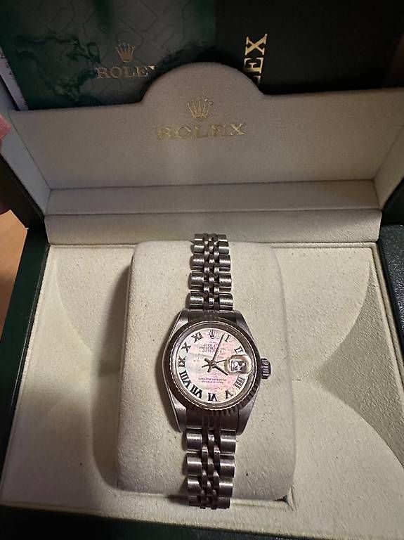 Uhren: Rolex Datejust 18 K – Gebraucht aus Holziken von Lunachips