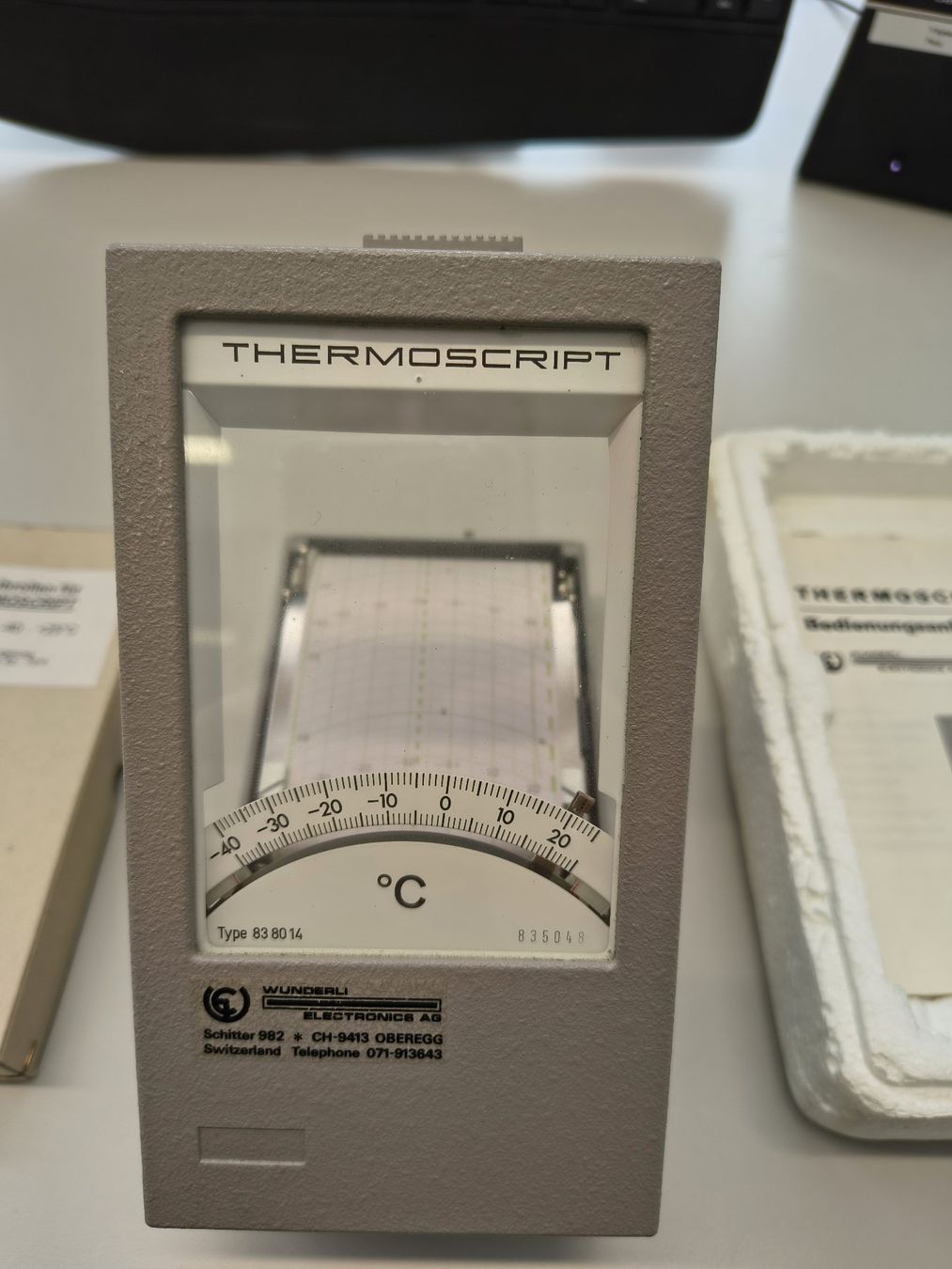 Misurare: Thermoscript Temperaturmonitor Recorder mit Ersatzrollen – Usato da Grosshöchstetten venduto da Nibbel 1