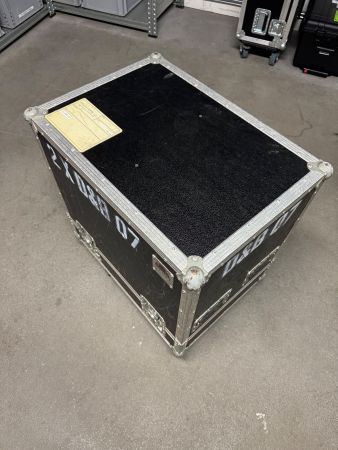 Flightcase für 2x d&b audiotechnik Q7