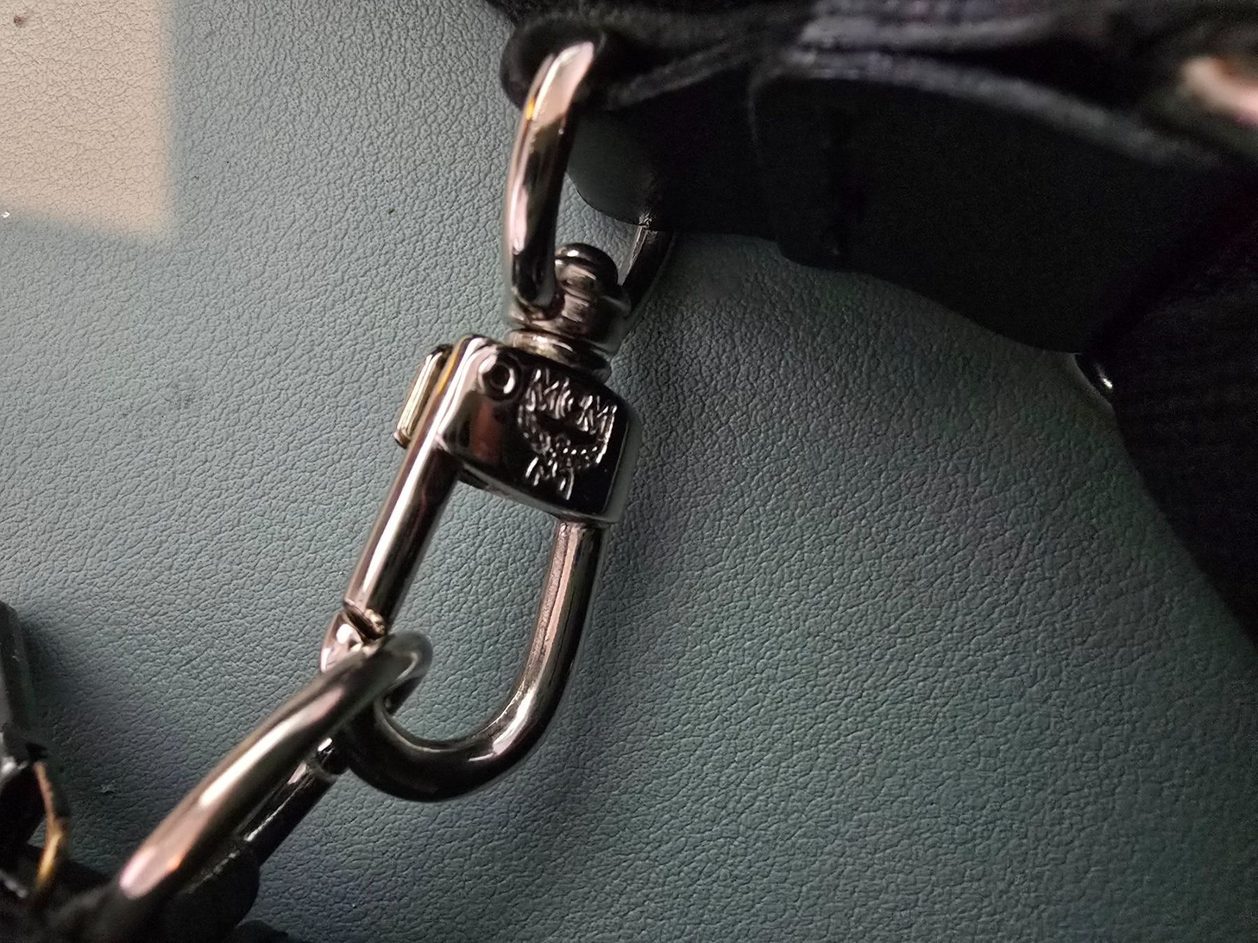 Mcm Taschen: MCM Tasche Schwarz Monogramm – Gebraucht aus Gommiswald von foundandreloved 3