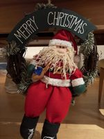 Weihnachtskranz mit Weihnachtsmann Figur Holz natur