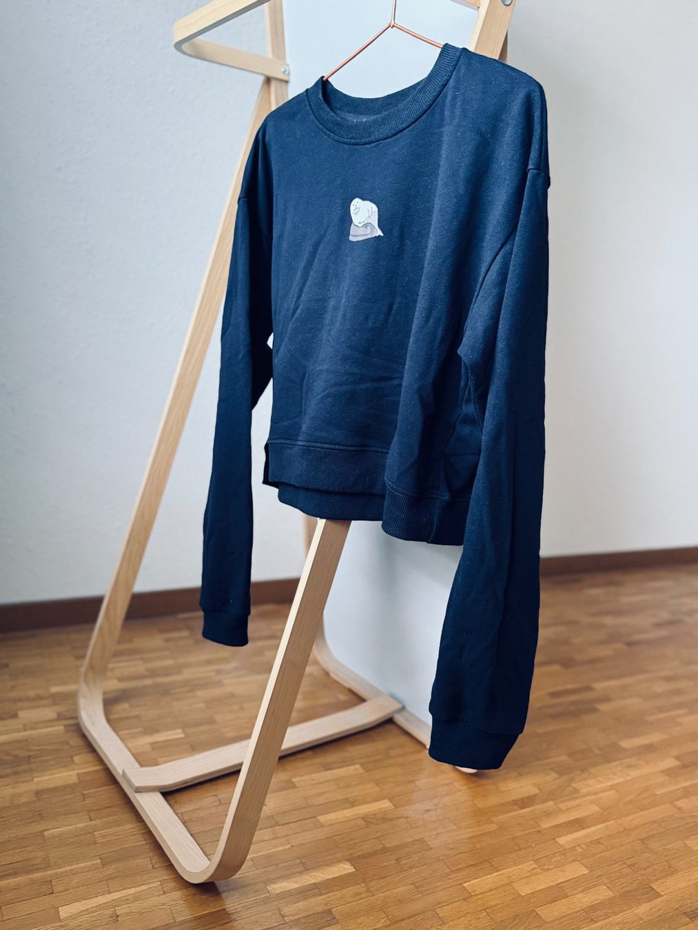 Maglioni & Felpe: Marineblaues Langarmshirt – Usato da Onex venduto da Joliechose6