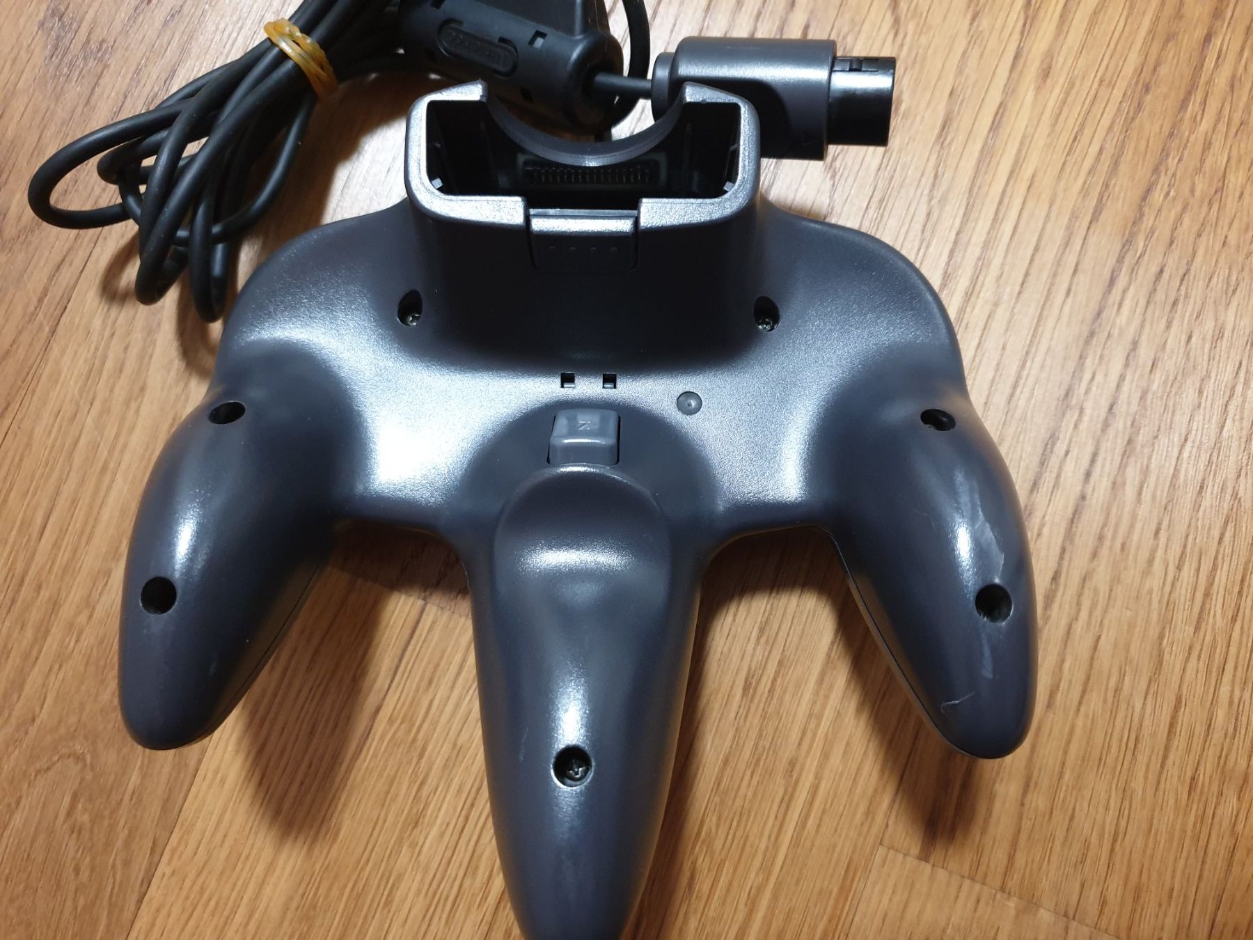 Controller: Originaler Nintendo N64 Controller schwarz – Usato da Rain venduto da Laupia 1