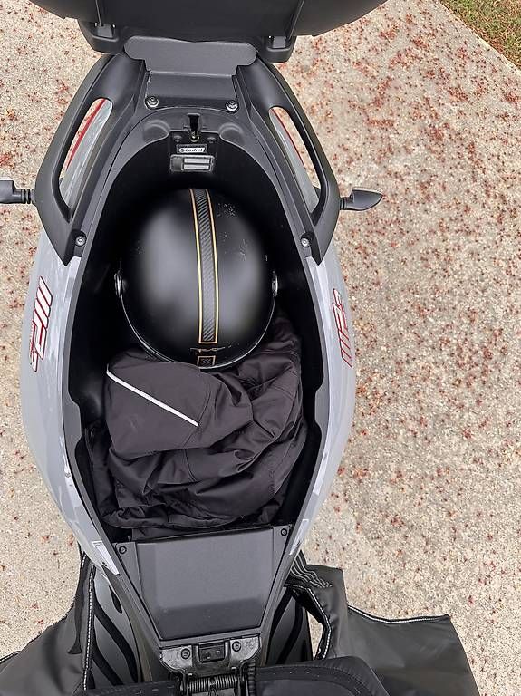 Scooter: PIAGGIO MP3 HPE – Usato da Chêne-Bourg venduto da satine13 4