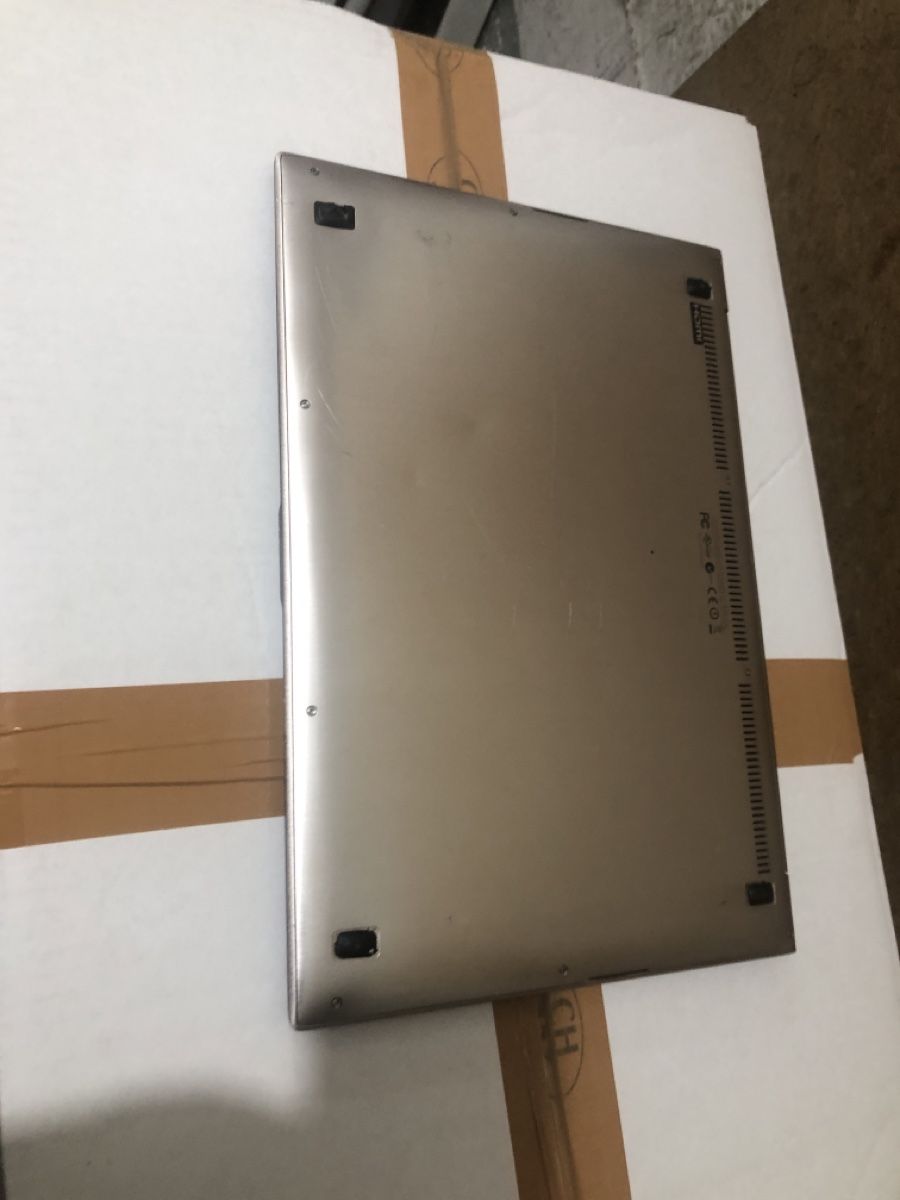Asus Notebook: Laptop Asus UX31A  Defekt – Usato da Biel-Bienne venduto da alos07 4