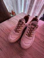 Baskets Bamburi blanches, pointure 38 - Look tendance!