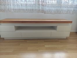 TV Board