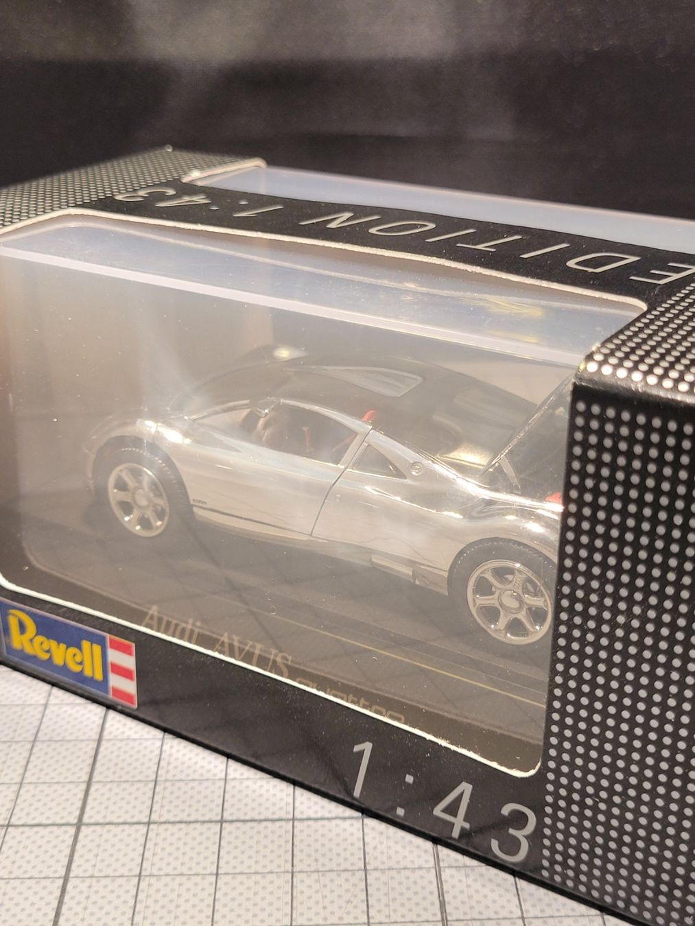 Audi Modellini d'auto: Audi AVUS quattro miniature chromée – Nuovo (secondo la descrizione) da Chézard-St-Martin venduto da AlPat-Collections 4