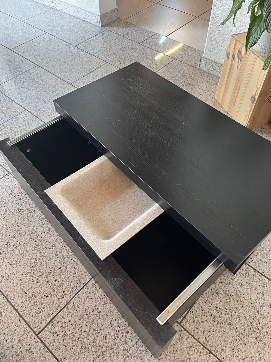 Ikea Cassapanche: Ikea Malm Truhe / Beistelltisch – Usato da Rickenbach b. Schwyz venduto da stoefii 1