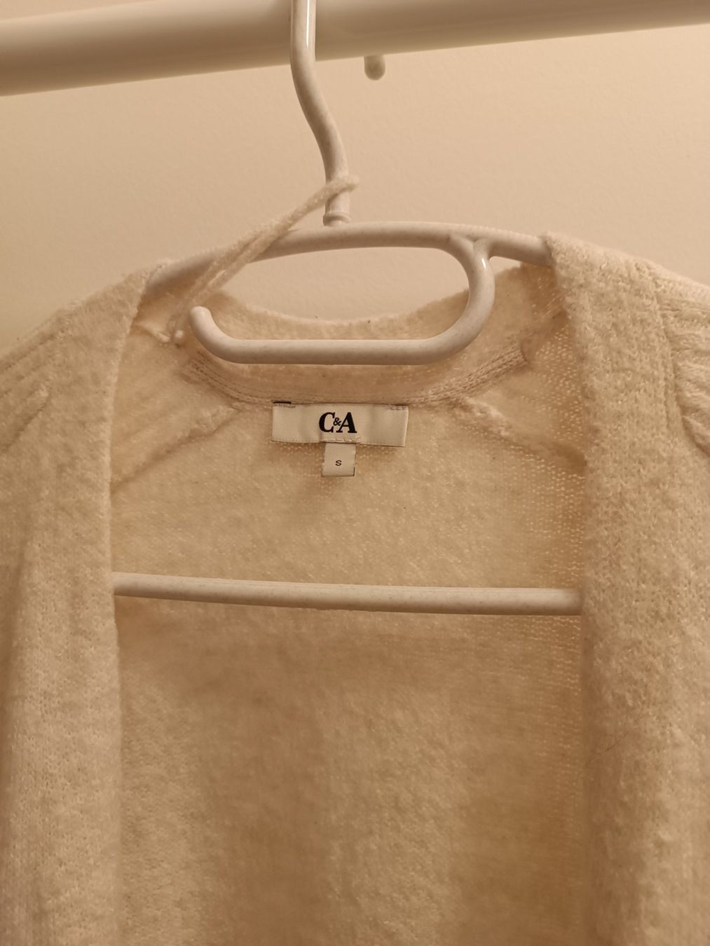 C&A Giacche: C&A Strickjacke, creme, Grösse S – Usato da Luzern venduto da sim_lqq2 1