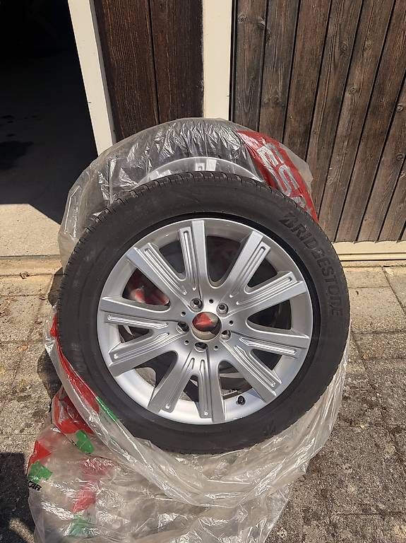 Pneus & Roues: Winterreifen Mercedes  – D'occasion à Guntmadingen par MichelleAD 1