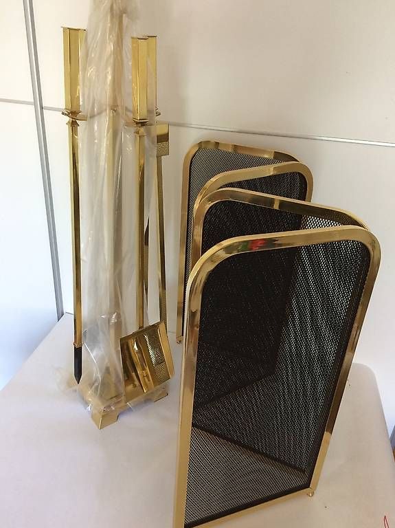 Camini: KAMIN FEUERSCHUTZ, MESSINGSERVER, CHENETS – Nuovo e nell'imballaggio originale da Lausanne venduto da mic_nf2y