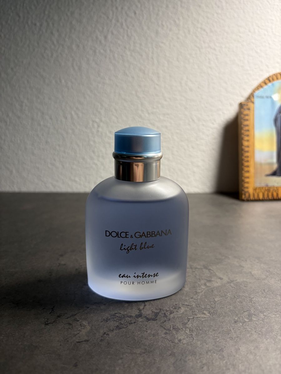 Dolce & Gabbana Profumi & Eau de Toilette: Dolce Gabbana Light Blue pour Homme Eau Intense – Nuovo (secondo la descrizione) da Herisau venduto da ogkosta