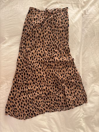 Reformation Size 2 skirt
