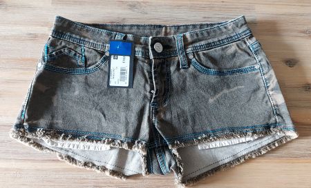 Neue Camouflage Jeans Shorts Gr. 26