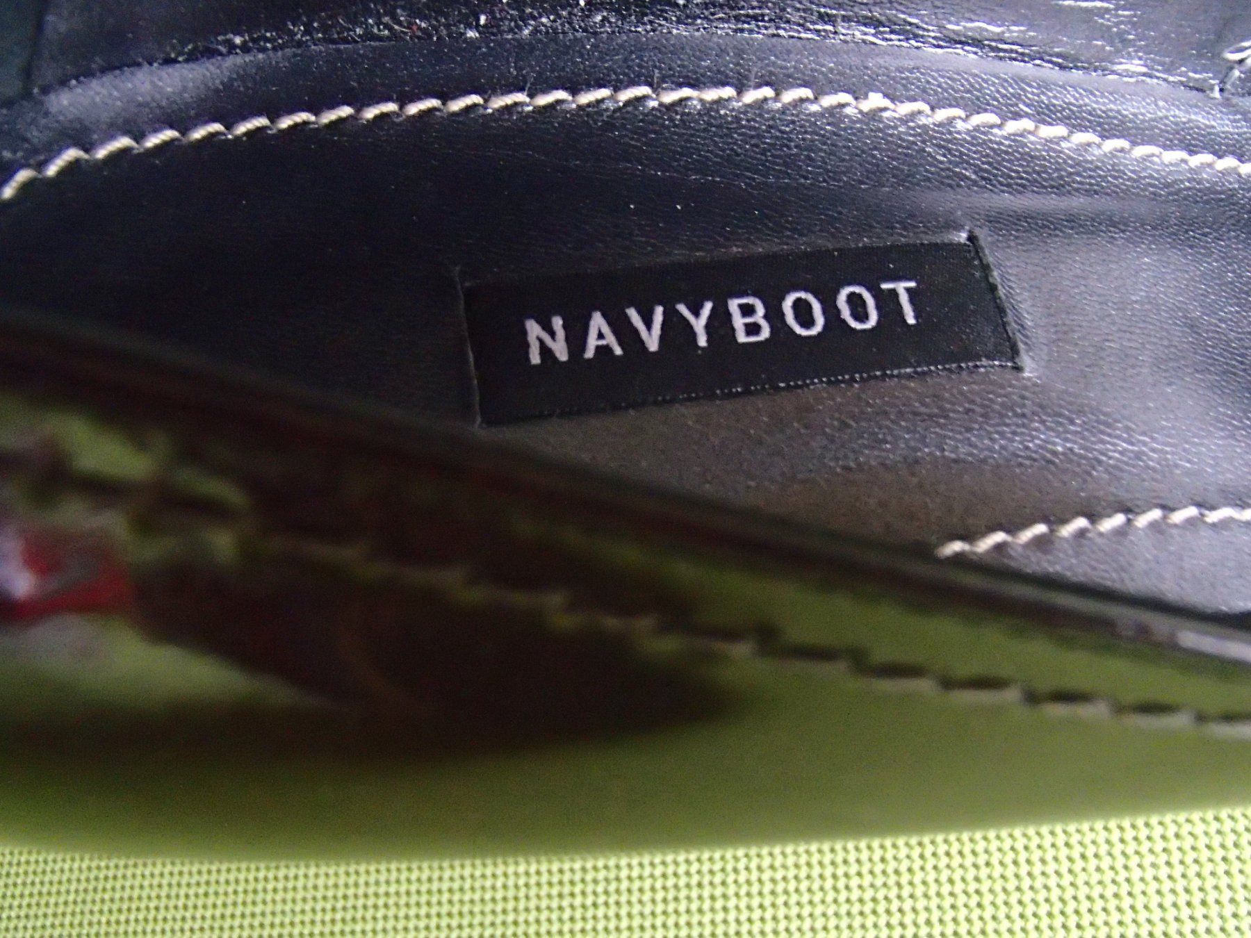 Navyboot Chaussures femmes: neue NAVYBOOT Lack Leder Pumps Gr. 40 – Neuf avec emballage d'origine à Schöfflisdorf par pullux 1