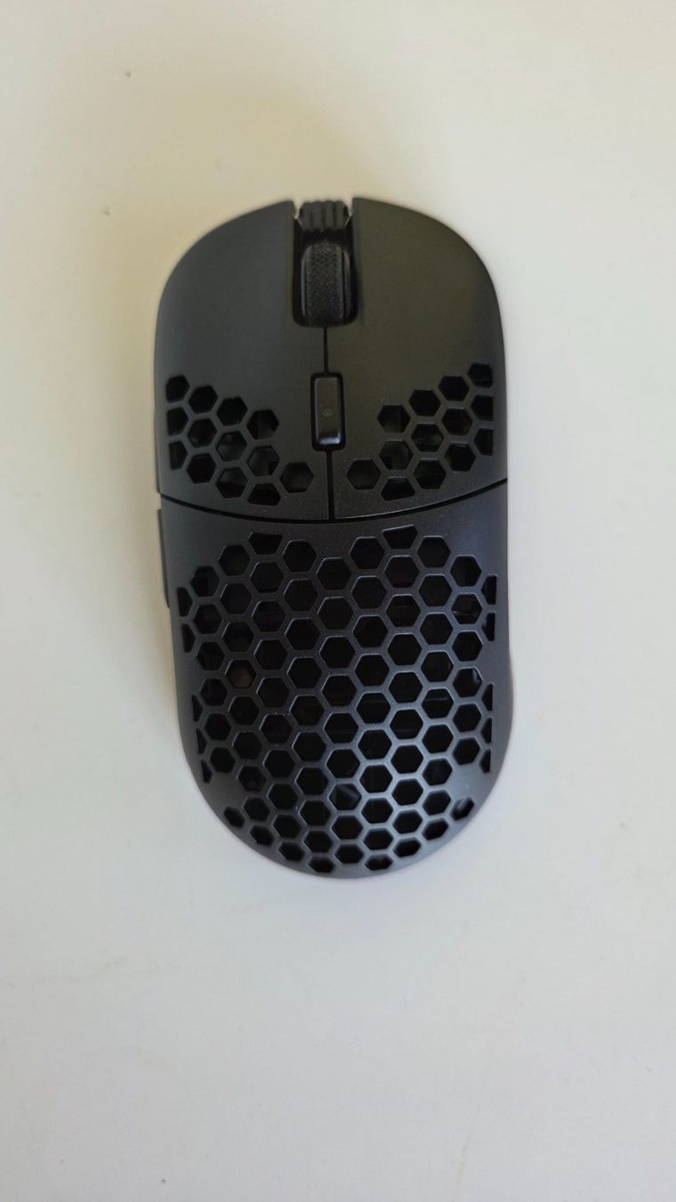 Mouse: NYFTER NYF 22 Wireless Gaming Mouse, schwarz, fast neu – Usato da Meggen venduto da NONOalo 5