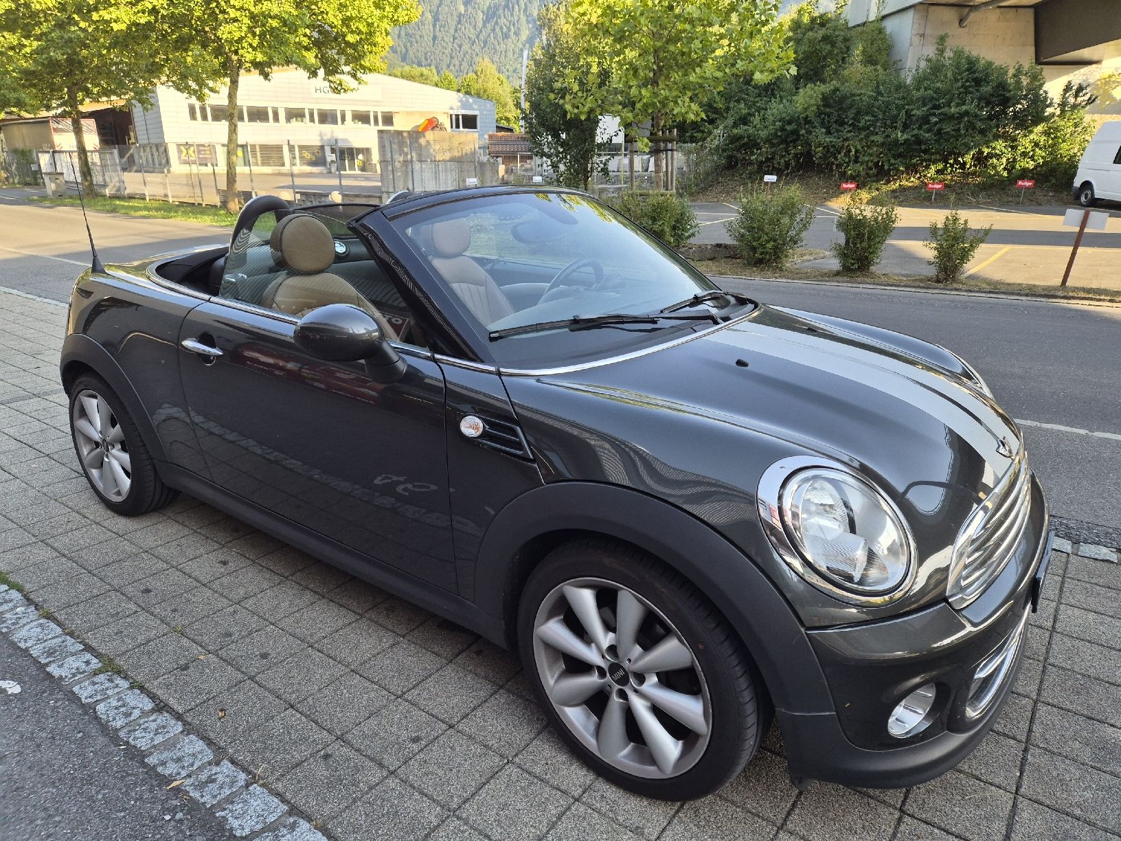 Mini Autos: Wunderschönes Mini Cabriolet – Gebraucht aus Merligen von mon_v9j5 3