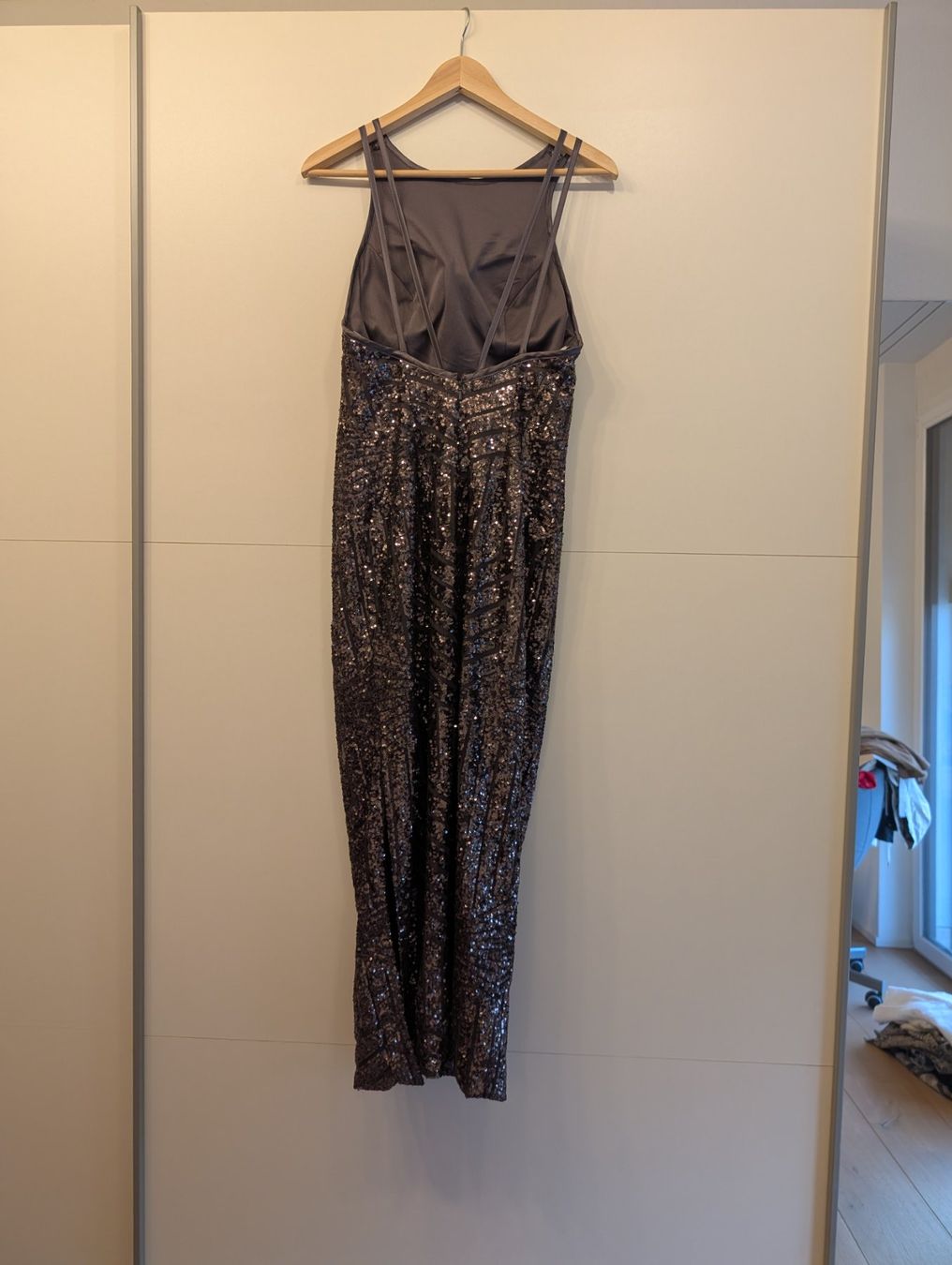 Kleider: Unique, Glitzerndes Abendkleid, festlich, Gr. M, neuwertig – Neu (gemäss Beschreibung) aus Wettingen von skilpadde 1