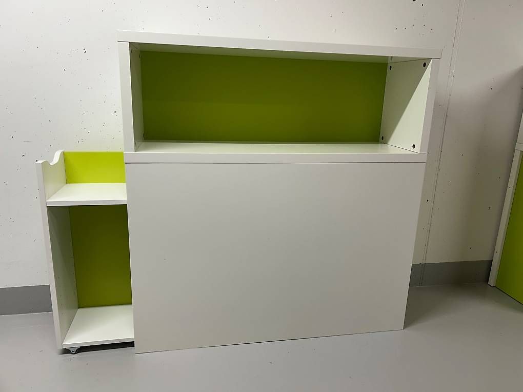 Regale: Regal mit seitl. Auszug – Gebraucht aus Hünenberg von fgg_v79c 1