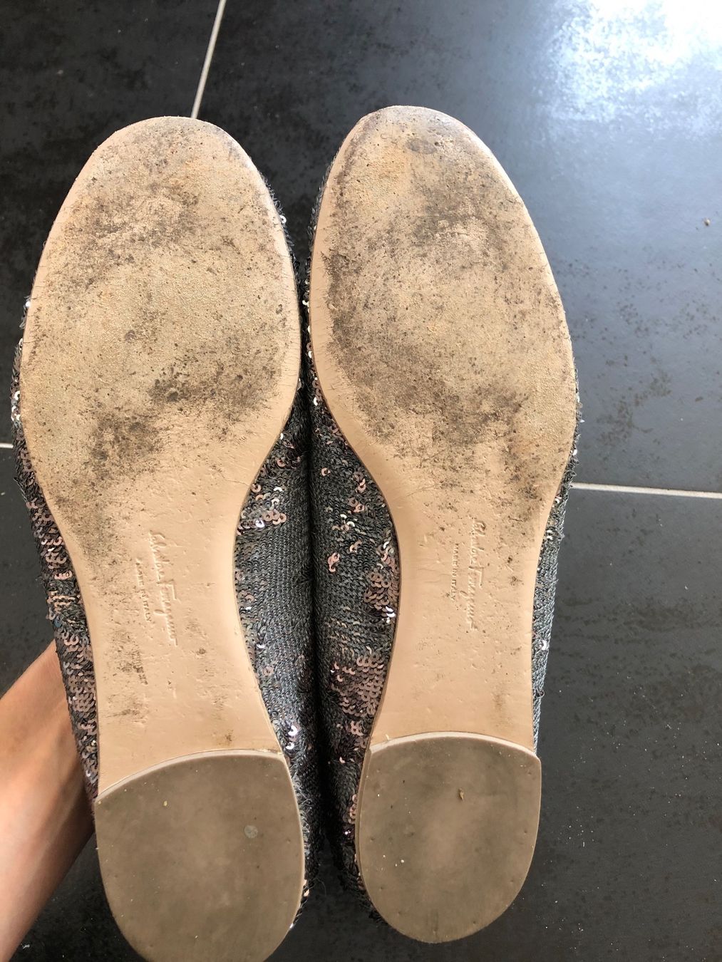 Salvatore Ferragamo Scarpe da donna: Ballerines Salvatore Ferragamo argentées à sequins – Usato da Coppet venduto da Vanessamode 9