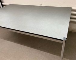 USM HALLER TISCH Kustharz Mittelgrau hell  175x75 cm