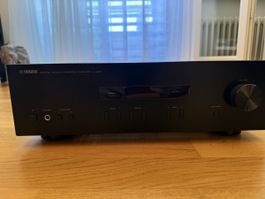 Amplificatore Yamaha A-S201 nero con telecomando come nuovo.