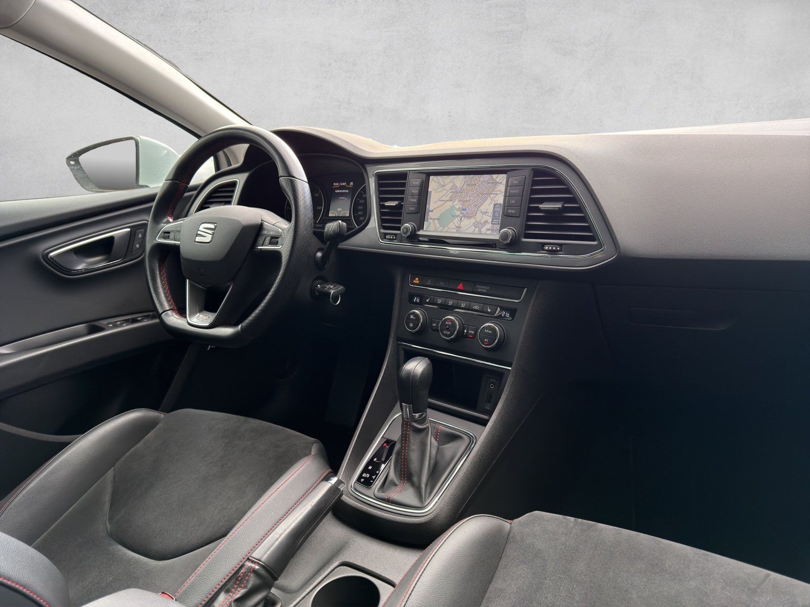 Seat Autos: SEAT Leon 2.0 TDI FR Line DSG – Gebraucht aus Hefenhofen von Gregauto 7