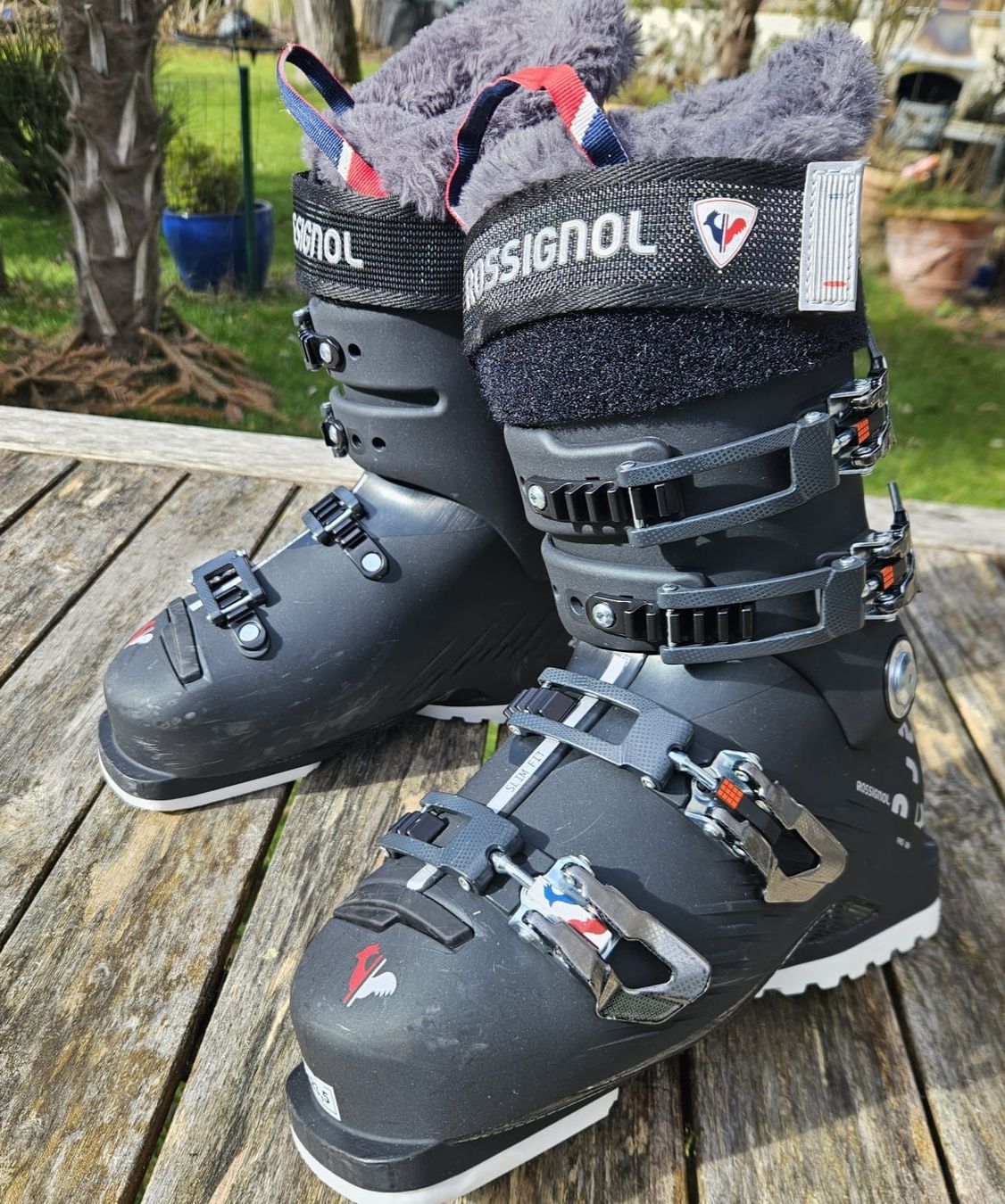 Rossignol Scarpe da donna: Rossignol Pure Skischuhe – Usato da Eglisau venduto da ixia_ixia