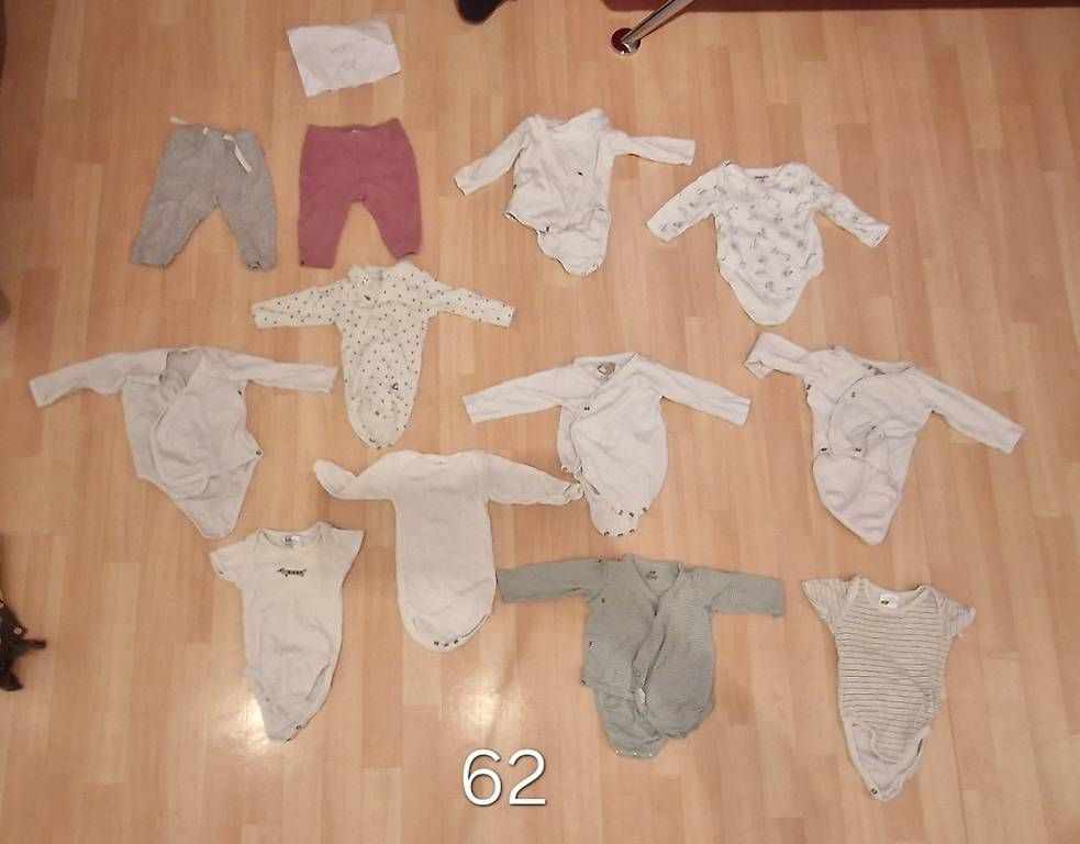 Lotti & Set di vestiti: Kleiderpaket Mädchen Gr. 62 – Usato da Wettswil venduto da Cmm_7qsg 1