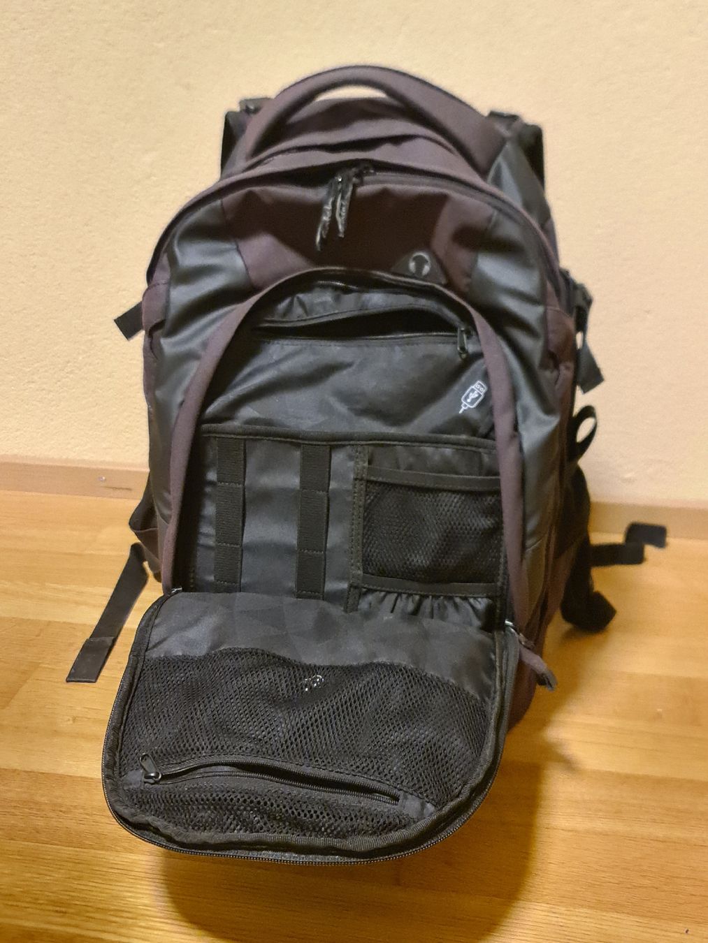 Satch Sacs à dos: Satch Schulrucksack schwarz  – D'occasion à Biel-Benken BL par cgvd 3