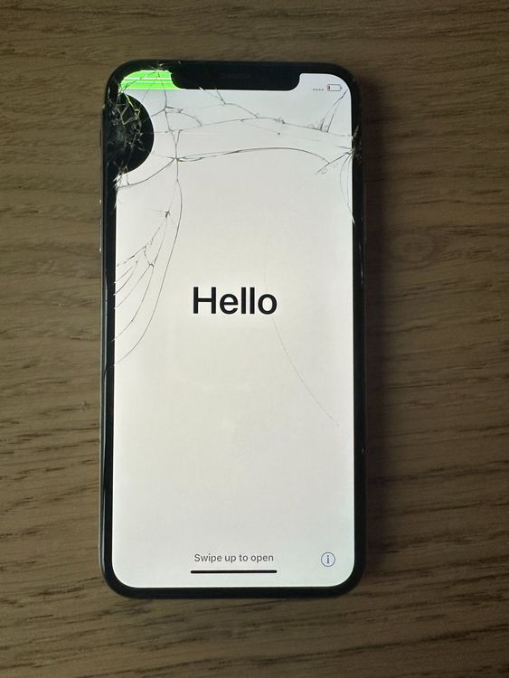 Apple iPhone X kaputtes Display, Glas, Riss über die Kamera | Kaufen ...