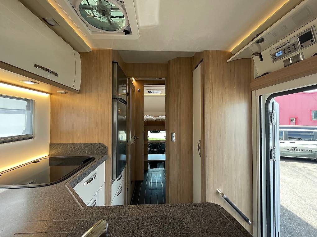 Camping Fahrzeuge: Phoenix MaXi-Alkoven Iveco Daily 7900 QRSL – Gebraucht aus Langenthal von Reisemobil01 2