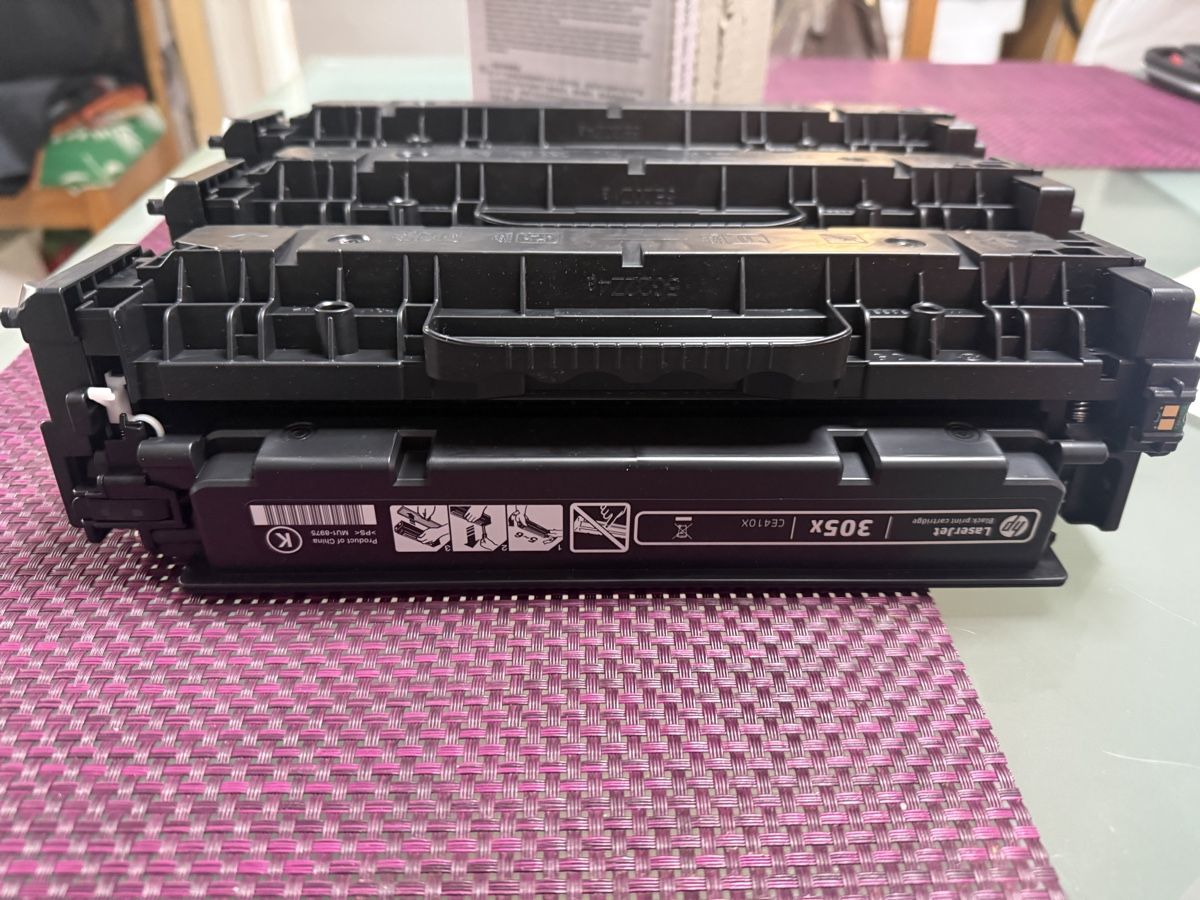 Hewlett Packard Cartucce per stampanti & toner: HP 305A/305X Tonerkartuschen Set – Usato da St. Margarethen TG venduto da Rahasler 1