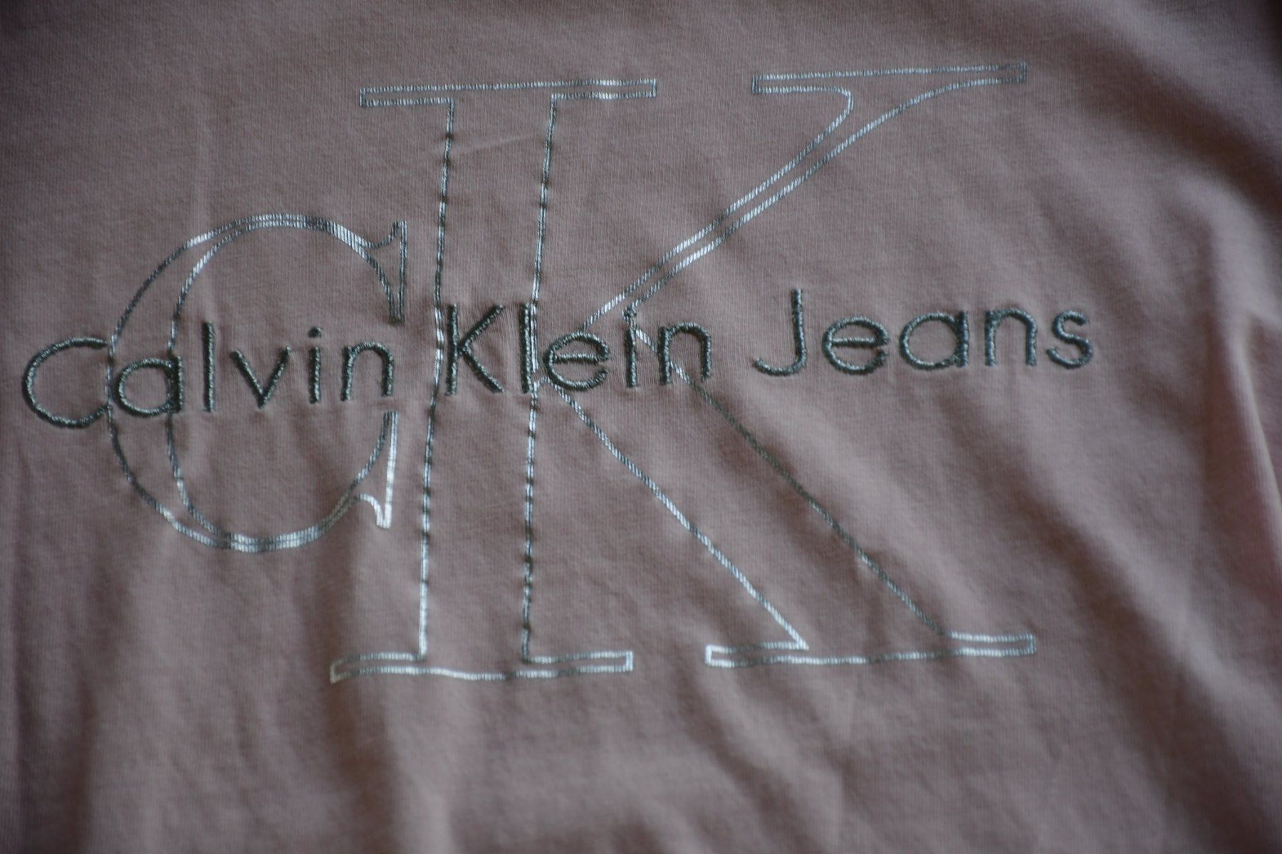 T-shirt: neu Tshirt  von Calvin Klein gr. S – Usato da Nuglar venduto da Korsika2 2