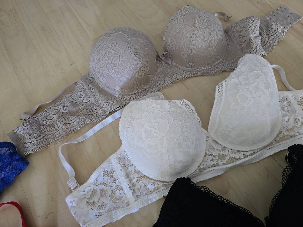 Autres dessous: BH pro Stück 15.- – D'occasion à Illnau par lui_w2zw