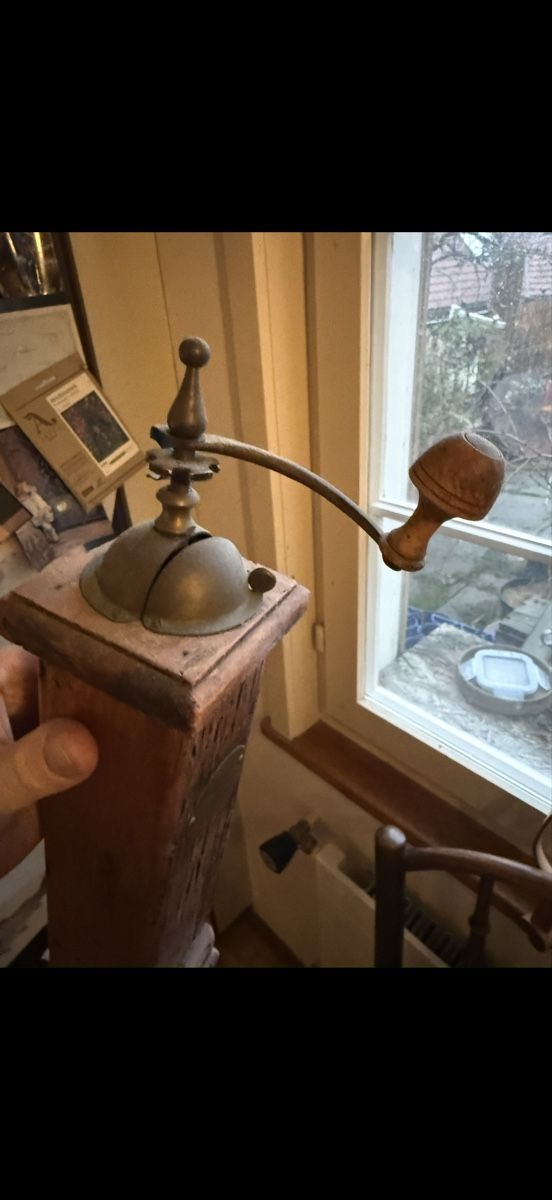 Küchengeräte: Alte Pfeffermühle  – Gebraucht aus Heiden von reentry01 1
